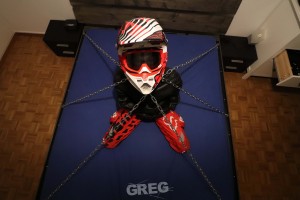 2019 02 14 Straitjacket with chains and drysuit